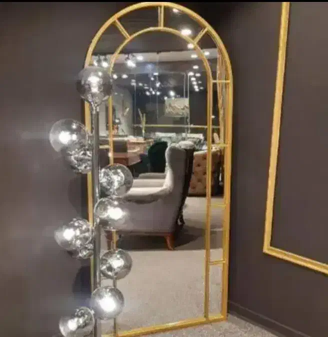 آینه قدی|آینه|قم, نیروگاه|دیوار