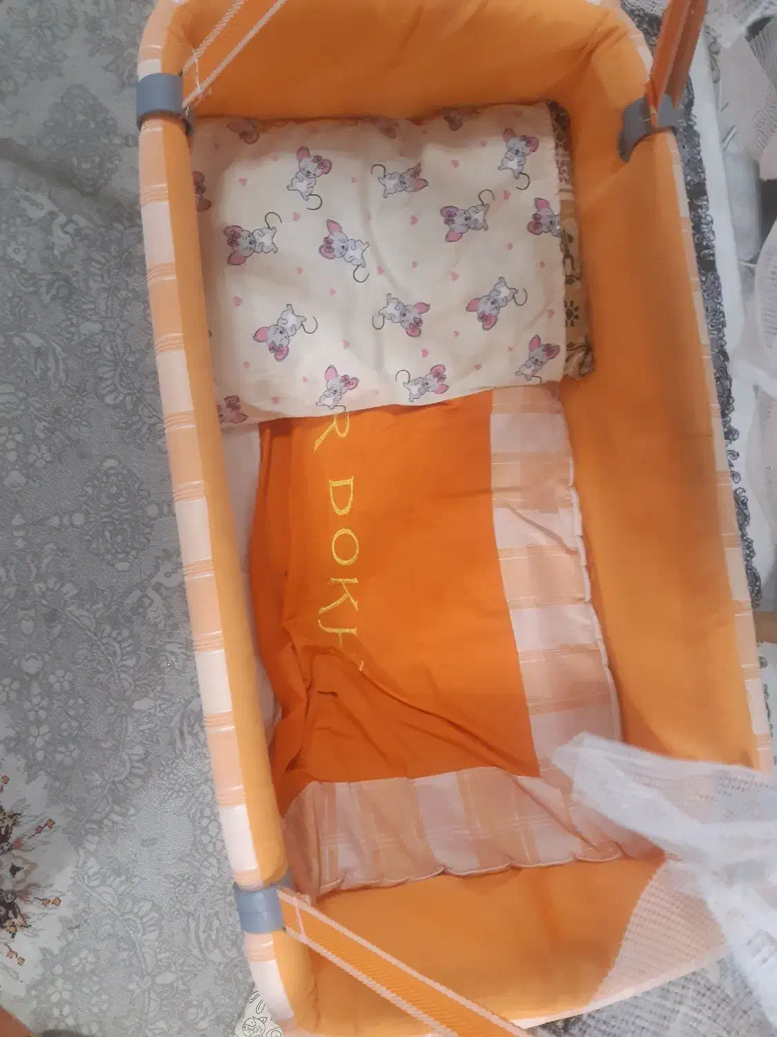 گهواره نوزاد (نی نی تاب بچه)|اسباب و اثاث بچه|رشت, یخسازی|دیوار