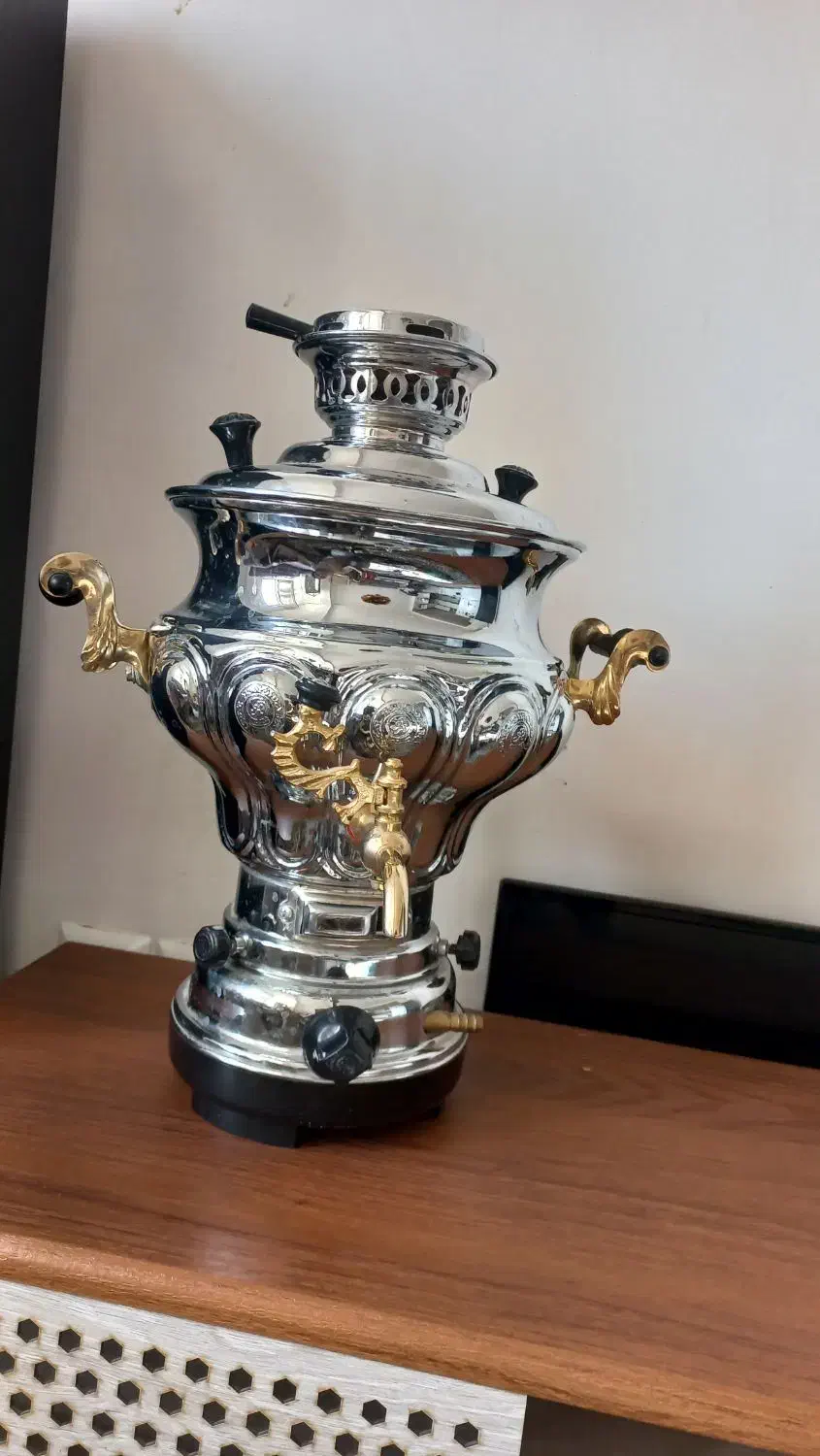 سماور بزرگ نو|سماور، چای‌ساز، قهوه‌ساز|قزوین, |دیوار