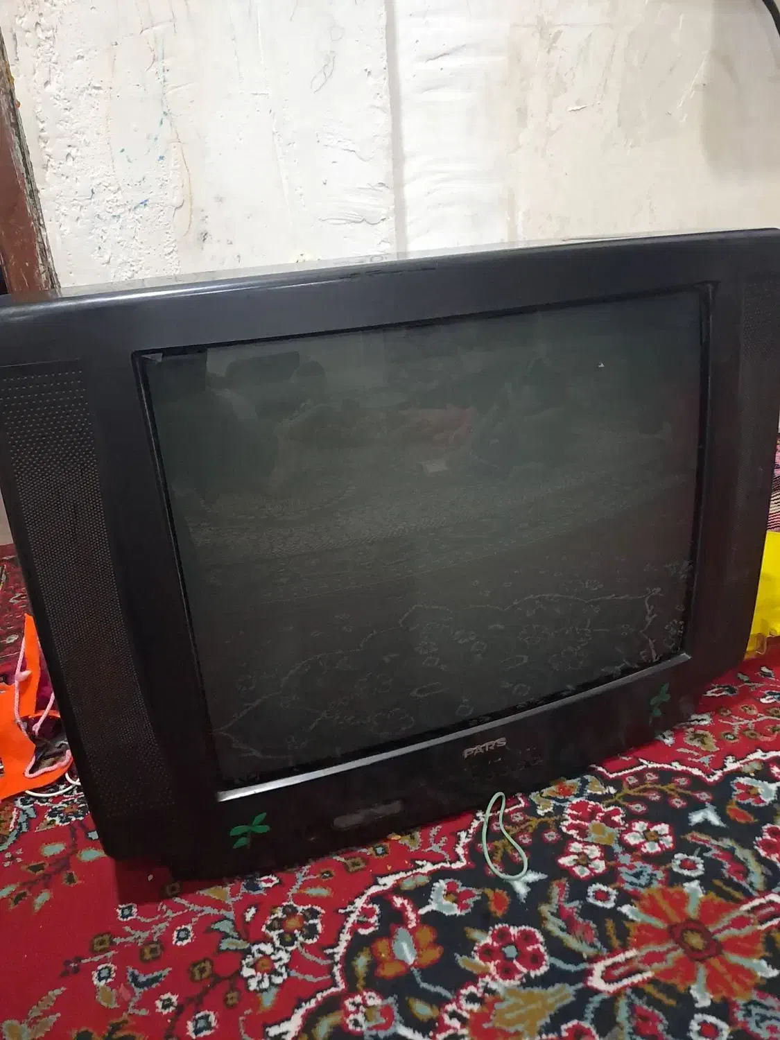 یک عددتلویزیون|تلویزیون و پروژکتور|شوشتر, |دیوار