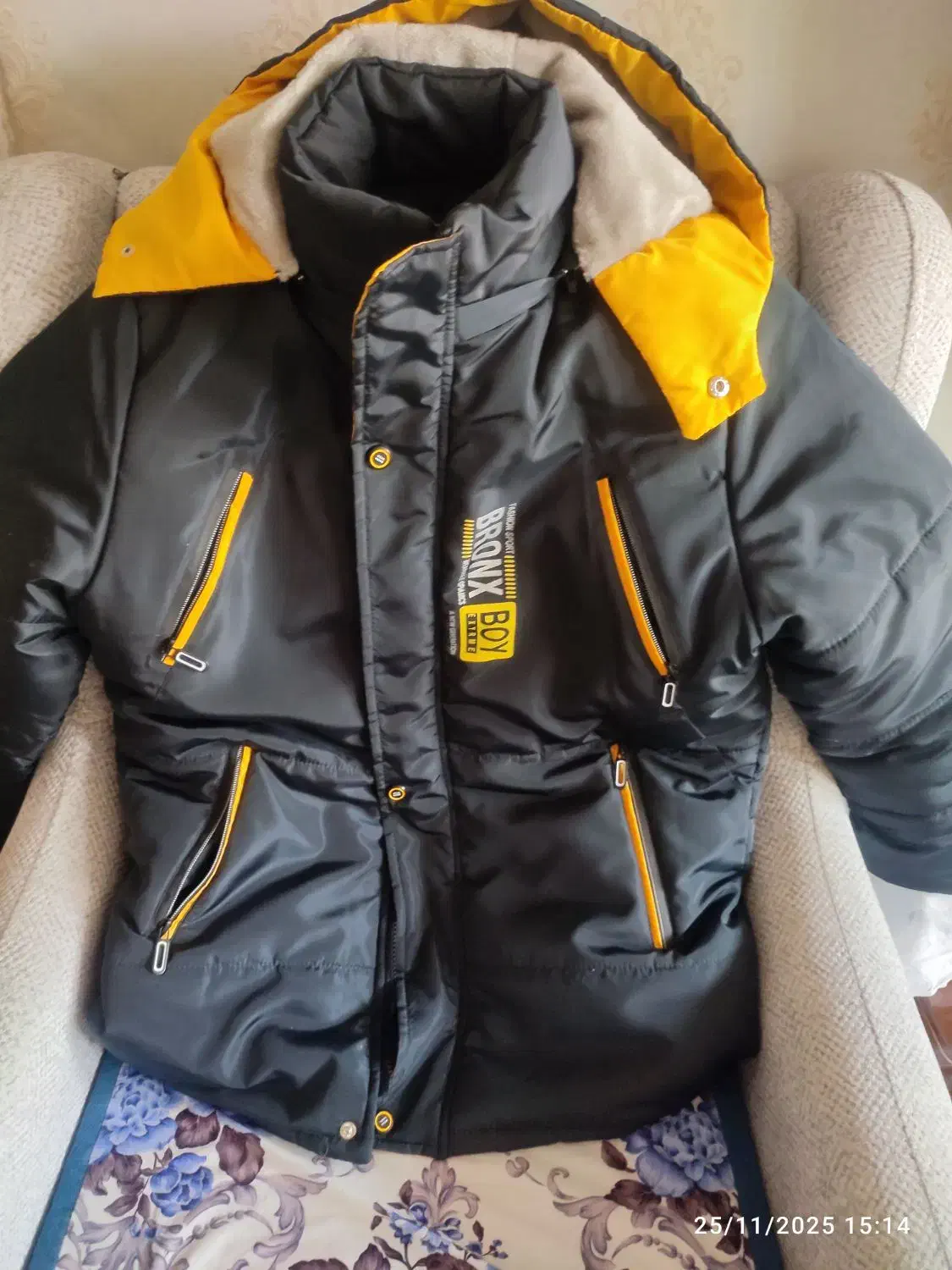 کابشن سایز ۸۰ فروشی|کفش و لباس بچه|تهران, گمرک|دیوار