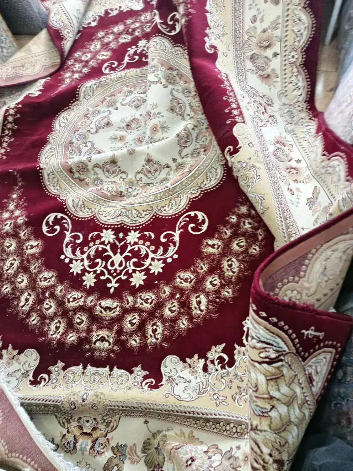 فرش دست دوم|فرش|کاشان, راوند|دیوار