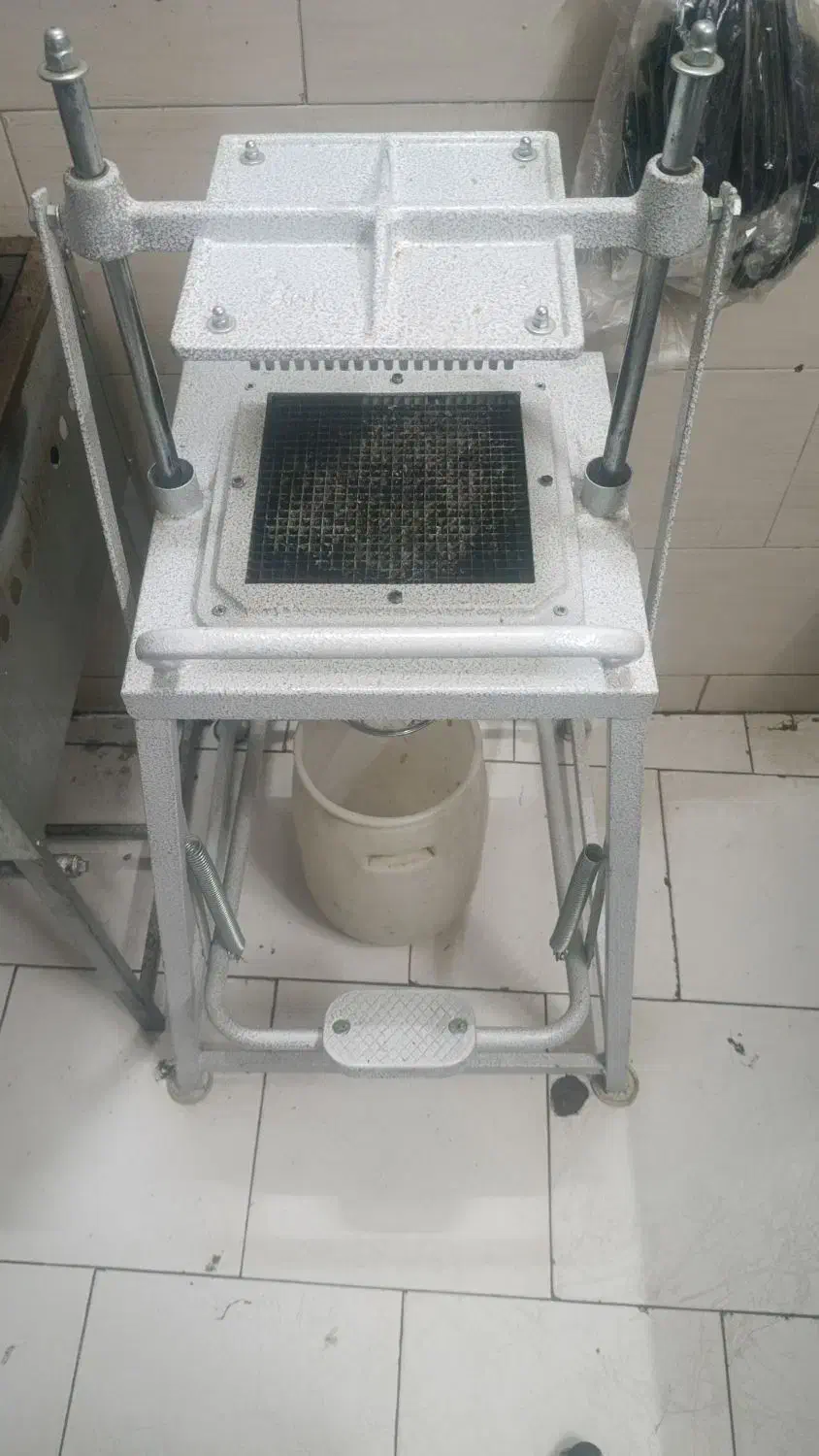 خلال کن|فروشگاه و مغازه|برخوار, |دیوار