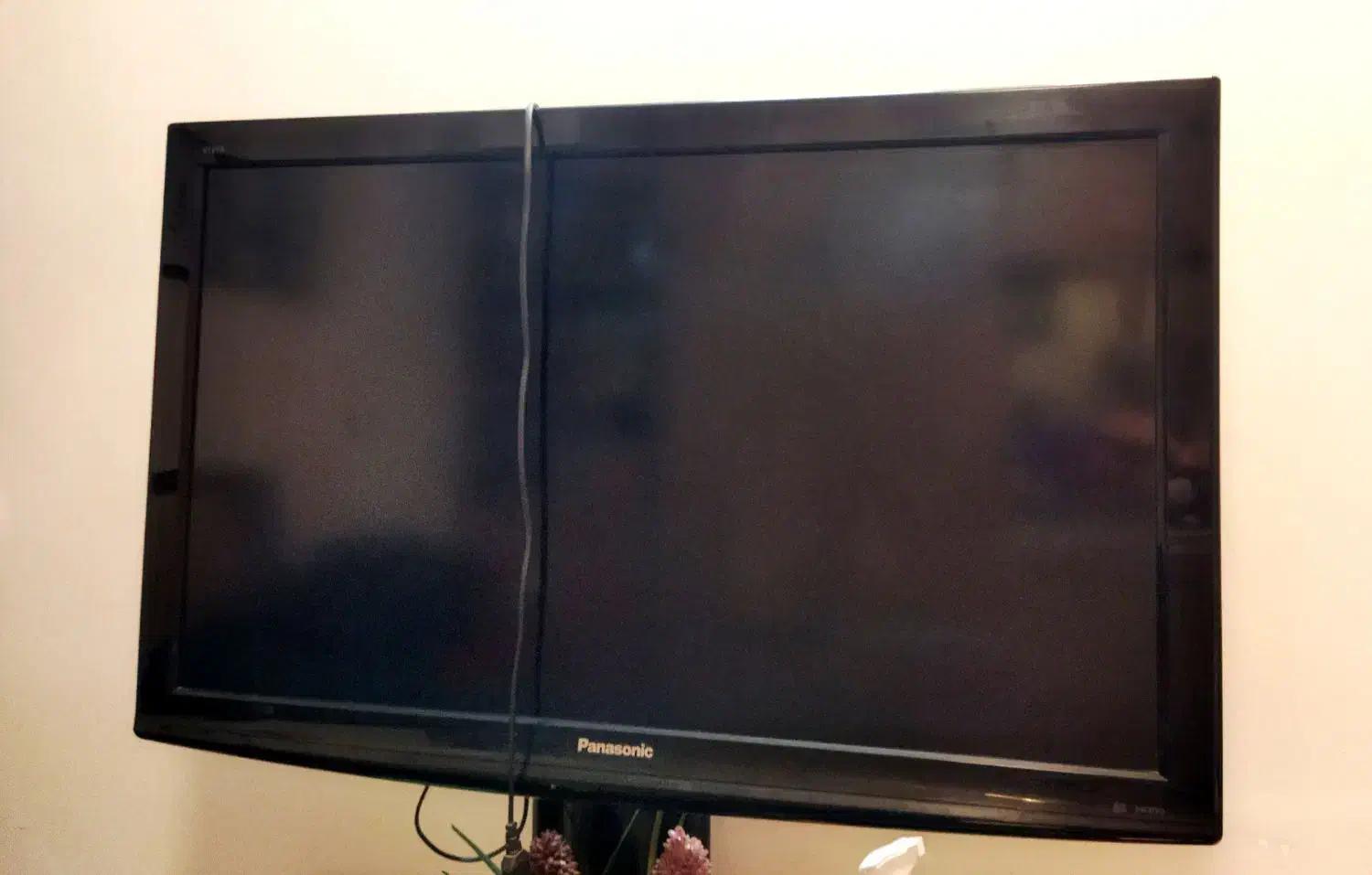 فروش ال سی دی و میز|تلویزیون و پروژکتور|شیراز, درکی|دیوار