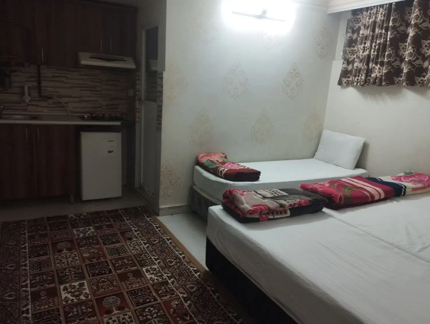 سویت نزدیک حرم|اجارهٔ کوتاه‌مدت آپارتمان و سوئیت|مشهد, آیت الله خامنه‌ای|دیوار