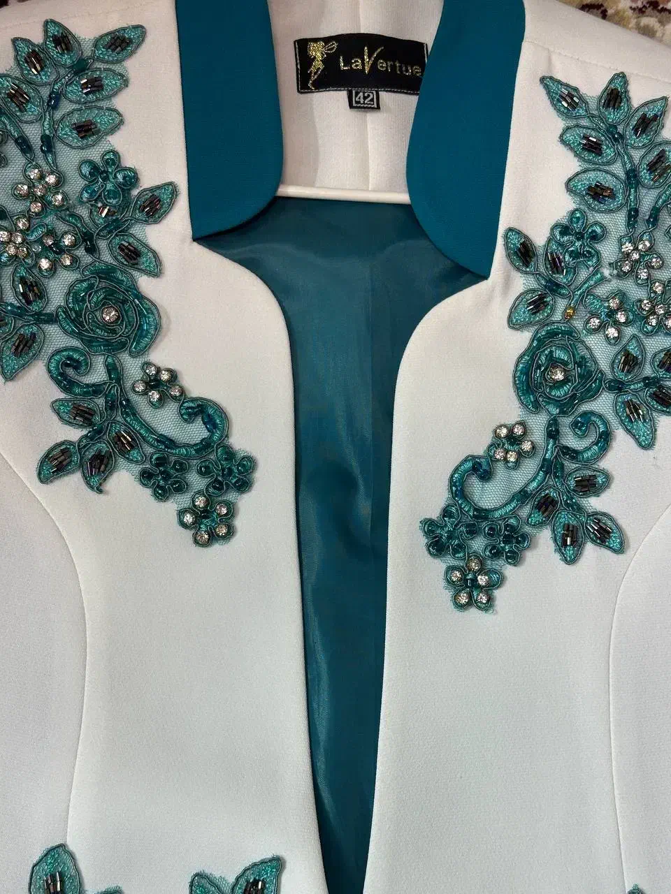 مجلسی تا سایز۴۰|لباس|لاهیجان, لیالستان|دیوار