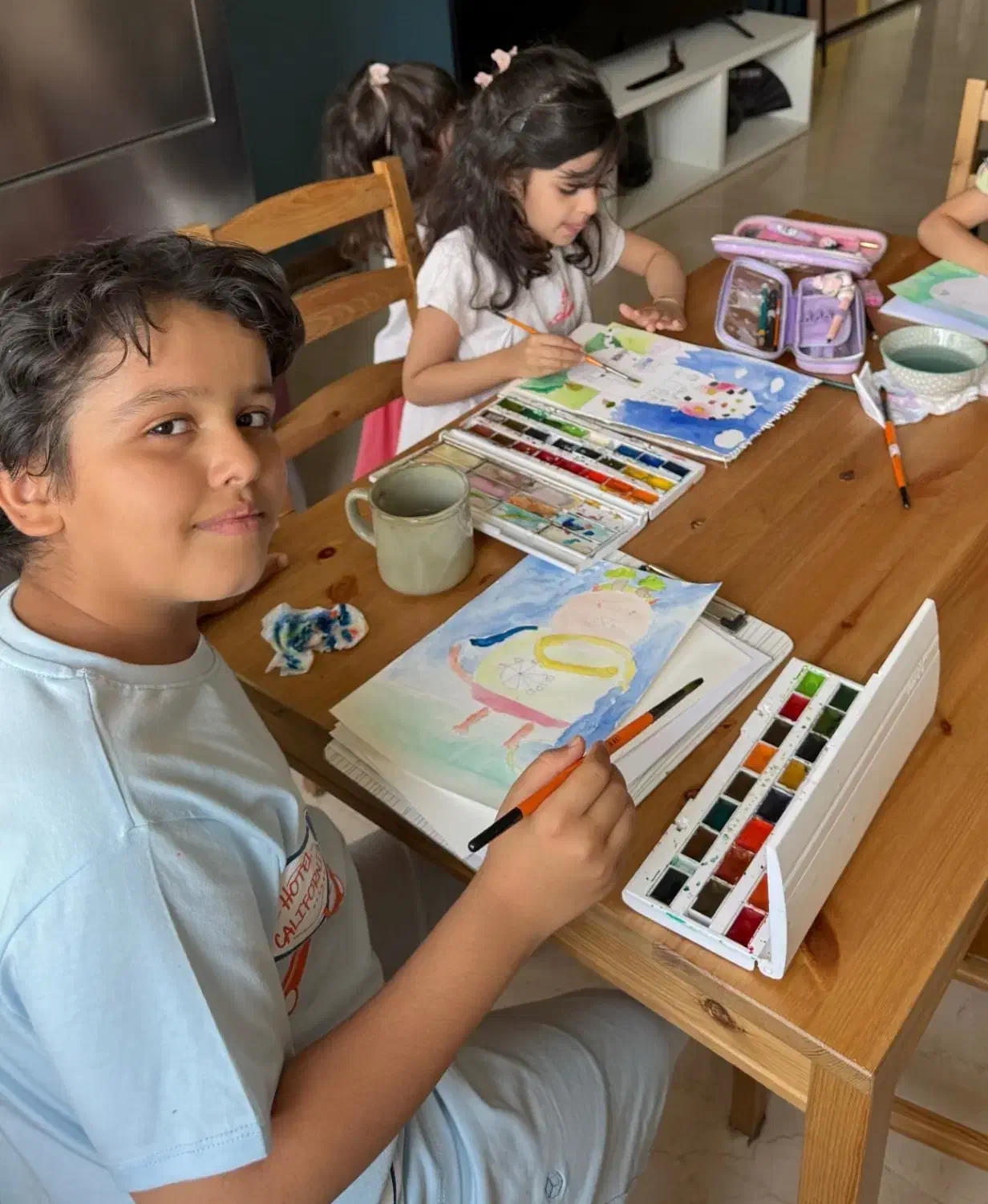 آموزش نقاشی به کودکان ۵ تا ۱۵|خدمات آموزشی|بندرعباس, |دیوار