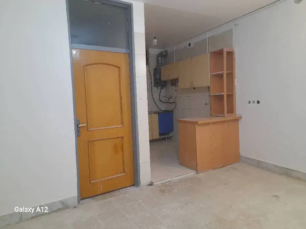 باسلام دوطبقه.منزل مسکونی آخر خ کاوه شهرک ولی عصر|اجارهٔ آپارتمان|اصفهان, شهرک ولیعصر|دیوار