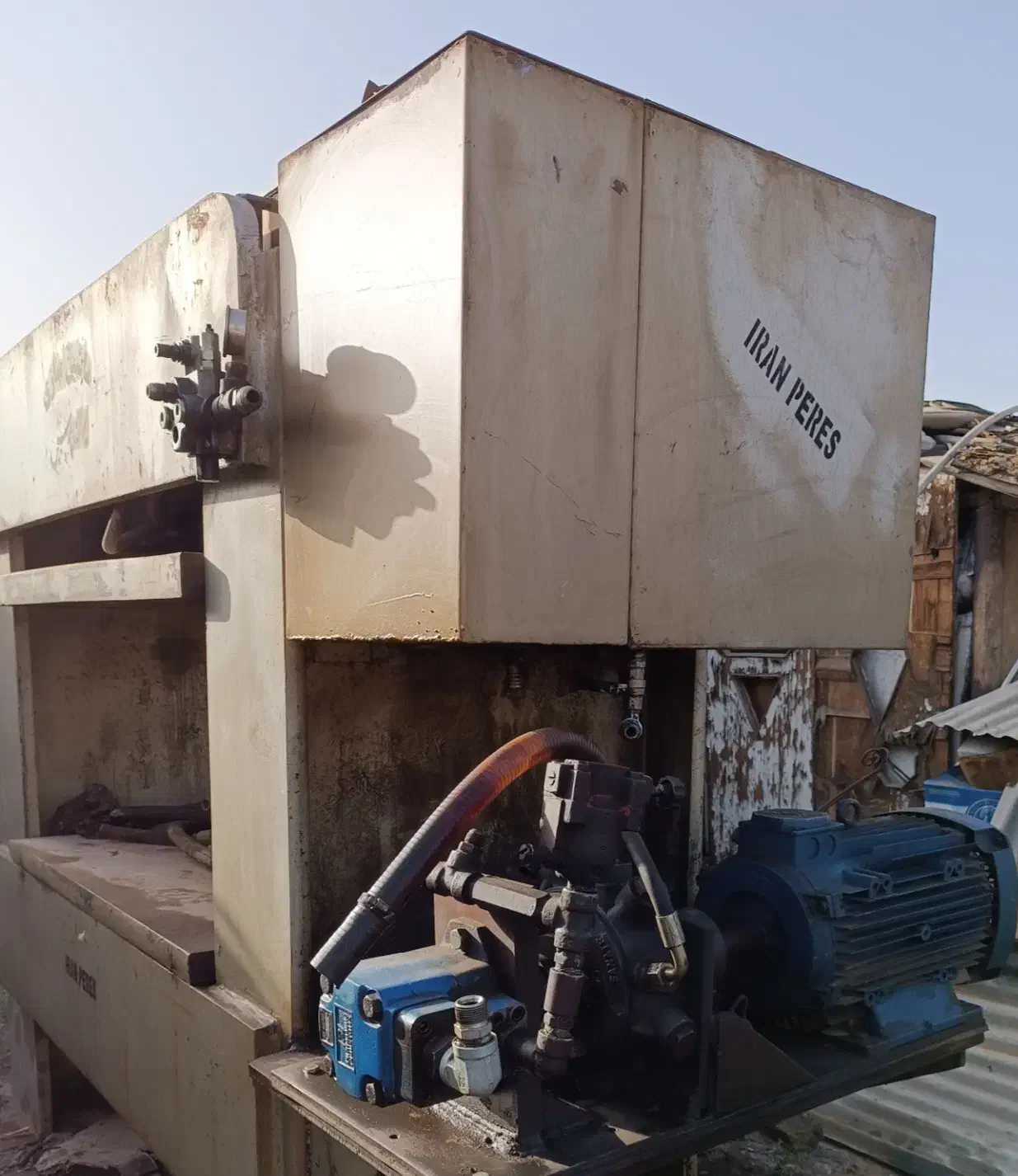 دستگاه پرس درپاکدشت|ماشین‌آلات صنعتی|پاکدشت, پاکدشت (مامازند)|دیوار