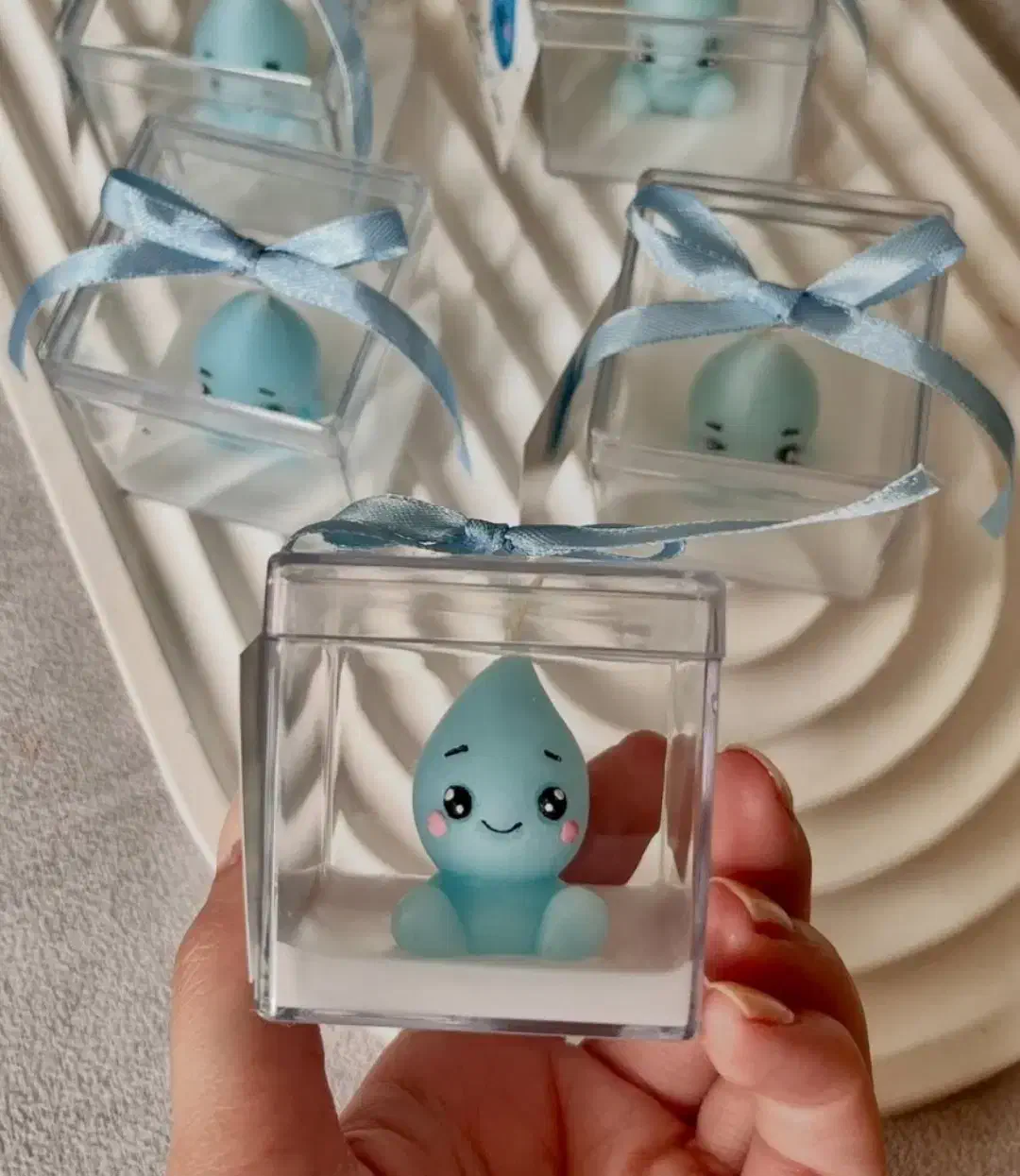 گیفت تولد ،عقد ،نامزدی،جشن آب،جشن خودکار|صنایع دستی و سایر لوازم تزئینی|شاهین‌شهر, کوی مهدیه|دیوار