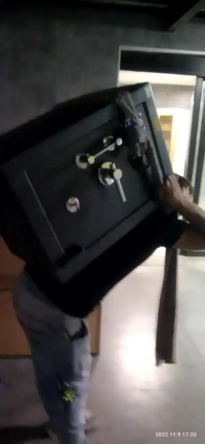 باربری اتو بار شایان اسباب کشی|خدمات حمل و نقل|شیراز, شهرک مطهری|دیوار