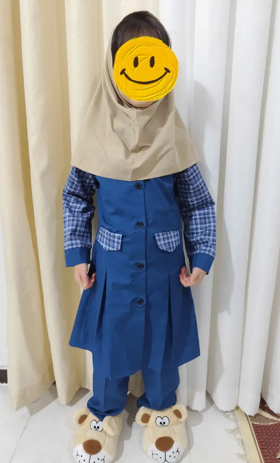 2دست فرم مدرسه نیایش سایز3ب4هم میخوره|لباس|ایذه, |دیوار