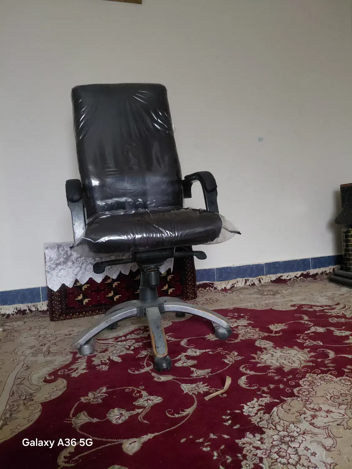 صندلی|صندلی و نیمکت|خواف, |دیوار