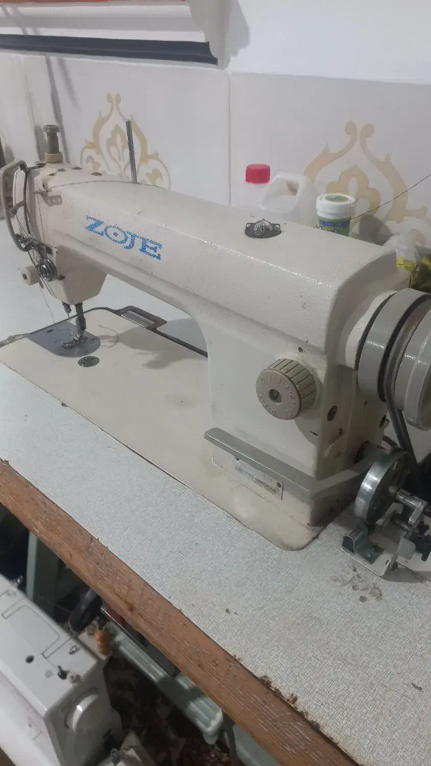 چرخ خیاطی|چرخ خیاطی و ریسندگی|اسفرورین, |دیوار