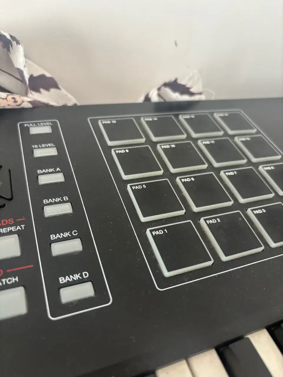 میدی کنترلر AKAI MPK261|پیانو، کیبورد، آکاردئون|ارومیه, |دیوار