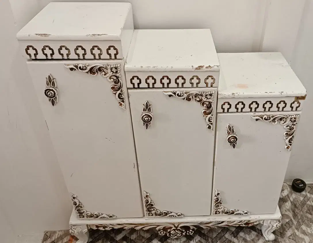 جاکفشی|جاکفشی، کمد، دراور|خرمآباد, |دیوار