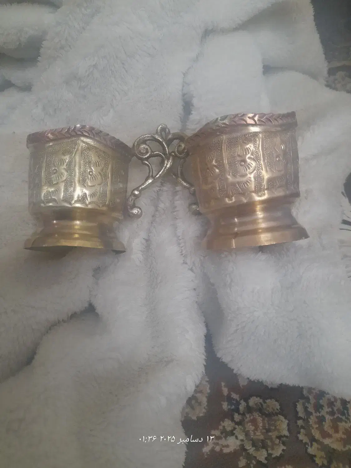 فنجان ترکیبی از مسو برنج ودیوار کوب|کلکسیون اشیاء عتیقه|نیشابور, ۲۲ بهمن|دیوار