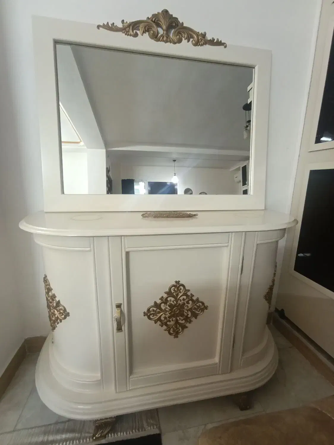 کنسول کرم طلایی|بوفه، ویترین، کنسول|جویبار, |دیوار