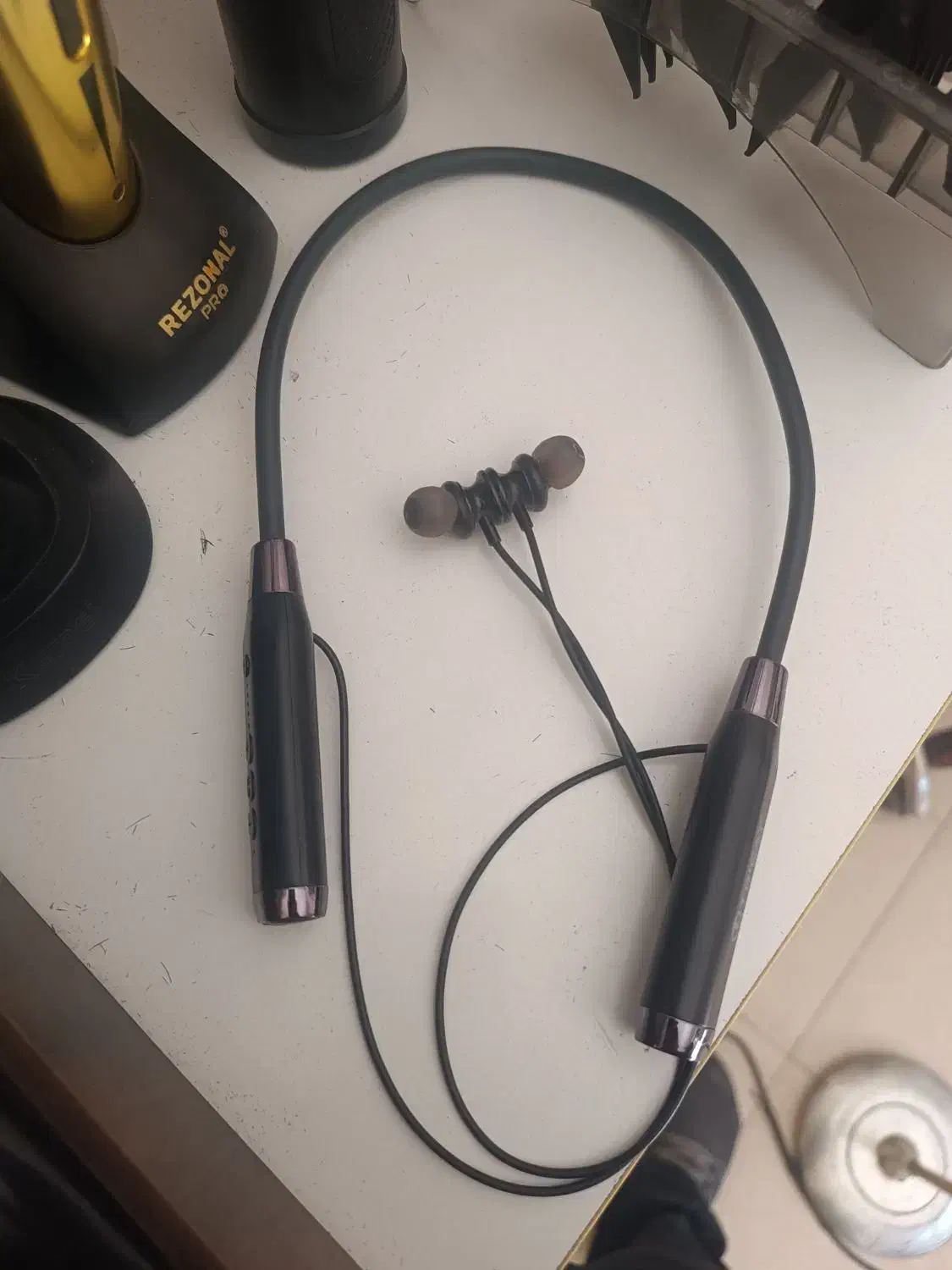 هندزفری مارک تریکات|لوازم جانبی موبایل و تبلت|فولادشهر, B4|دیوار