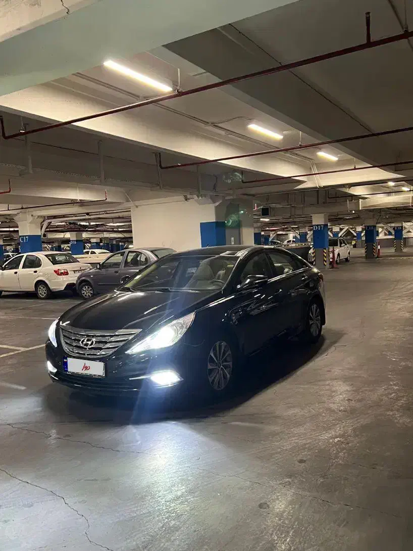 هیوندای سونوتا yf ۲۰۱۳بیرنگ مشکی الماسی تک برگ سند|خودرو سواری و وانت|تهران, ارم|دیوار