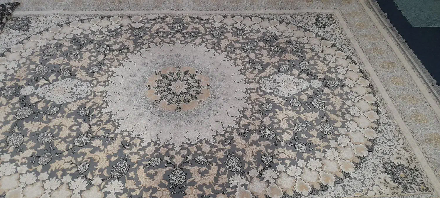 درحدنو|فرش|سبزوار, هویزه|دیوار