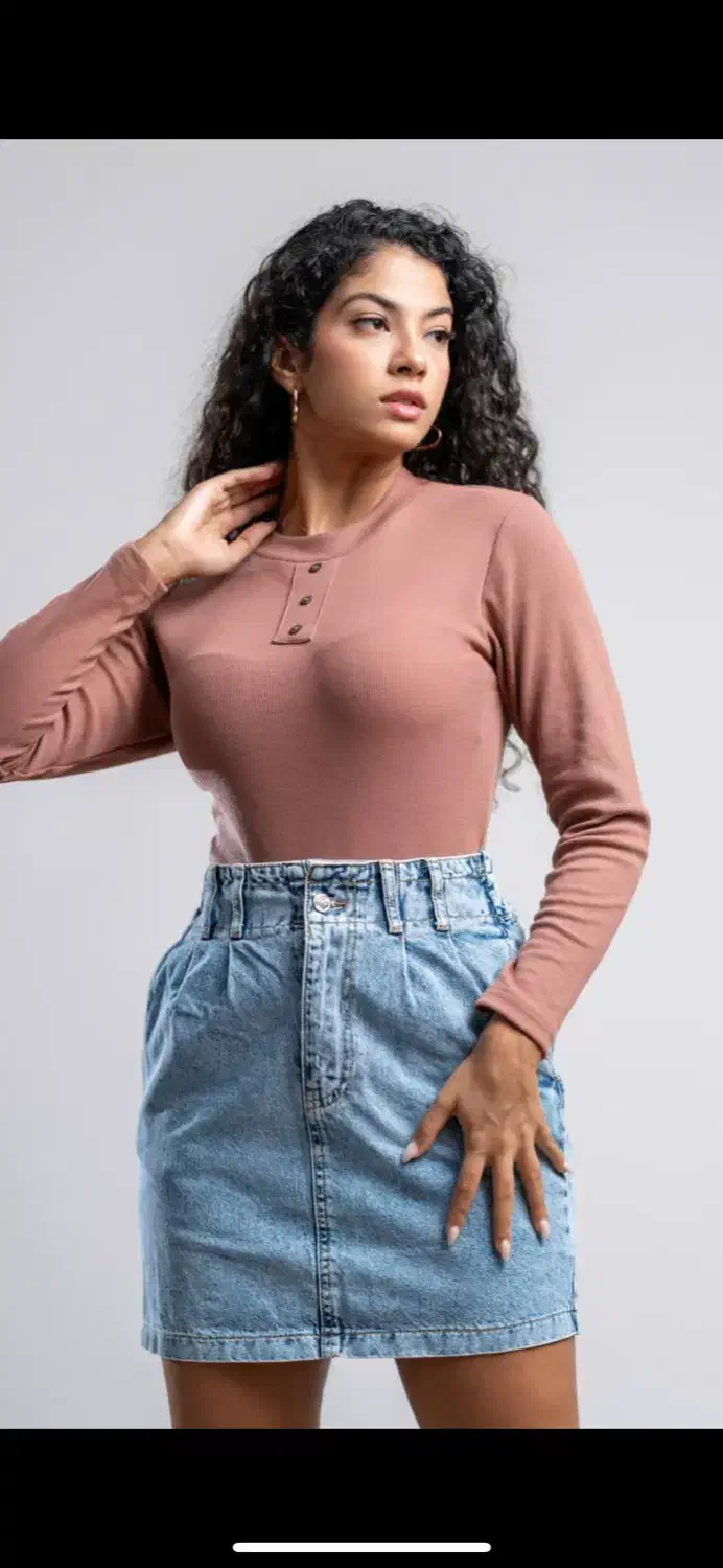 بادی|لباس|سبزوار, هویزه|دیوار