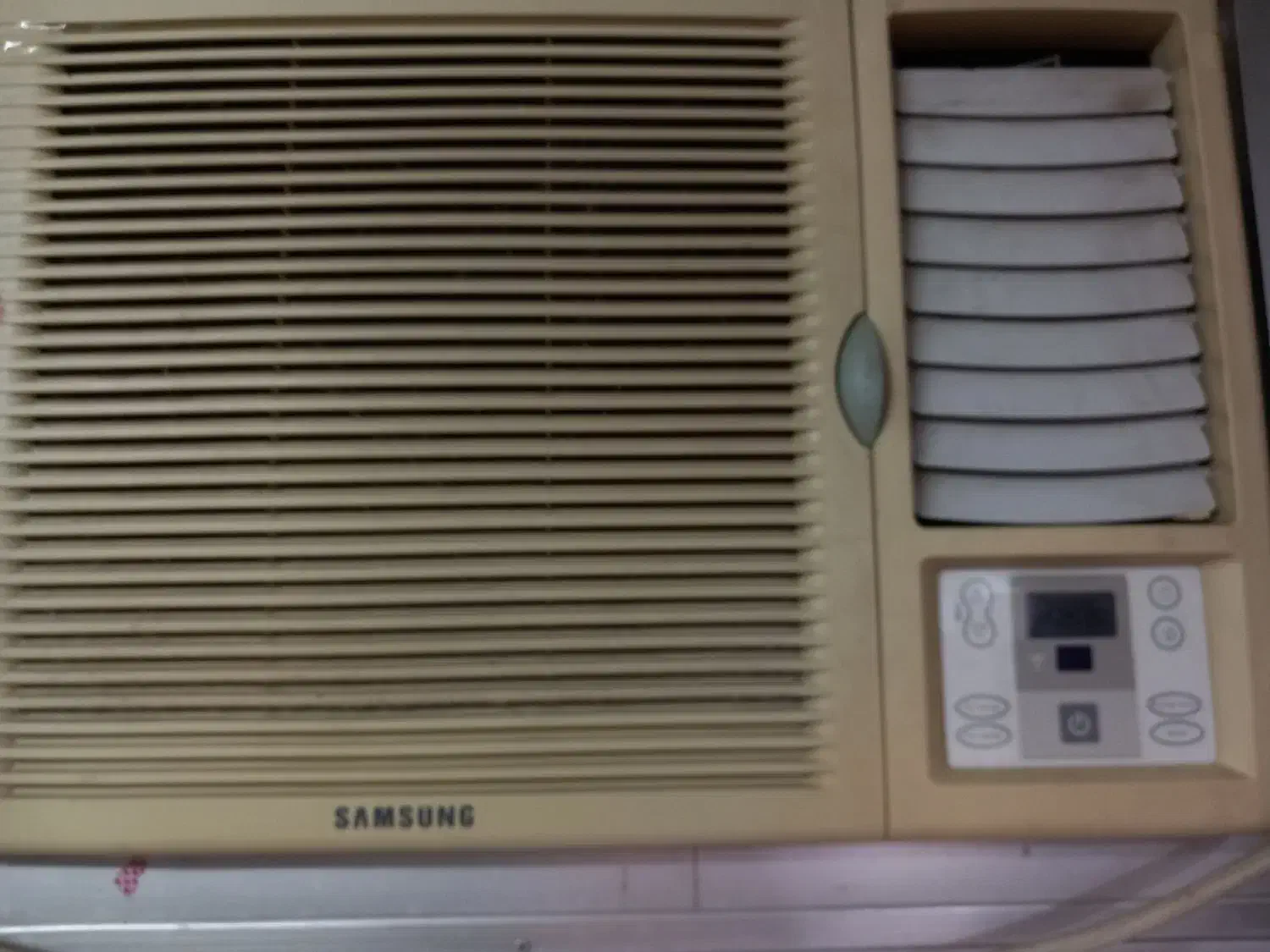 کولر پنجره ایی ۲۴ سامسونگ|کولر گازی و فن‌کوئل|آستانه اشرفیه, |دیوار