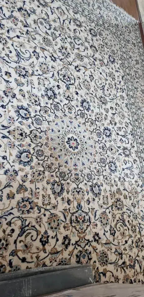 ۳ تخته فرش دستباف ۹ متری نایین یزد|فرش|شیراز, اصلاحنژاد|دیوار