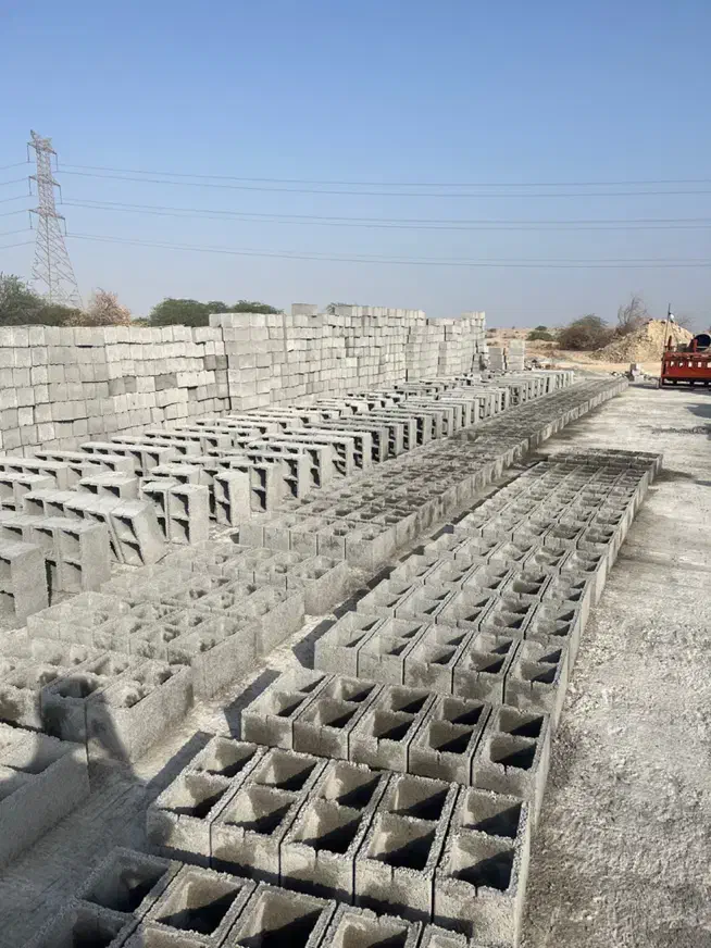 استخدام تیرچه زن و بلوک زن|استخدام معماری، عمران و ساختمانی|بندرعباس, |دیوار