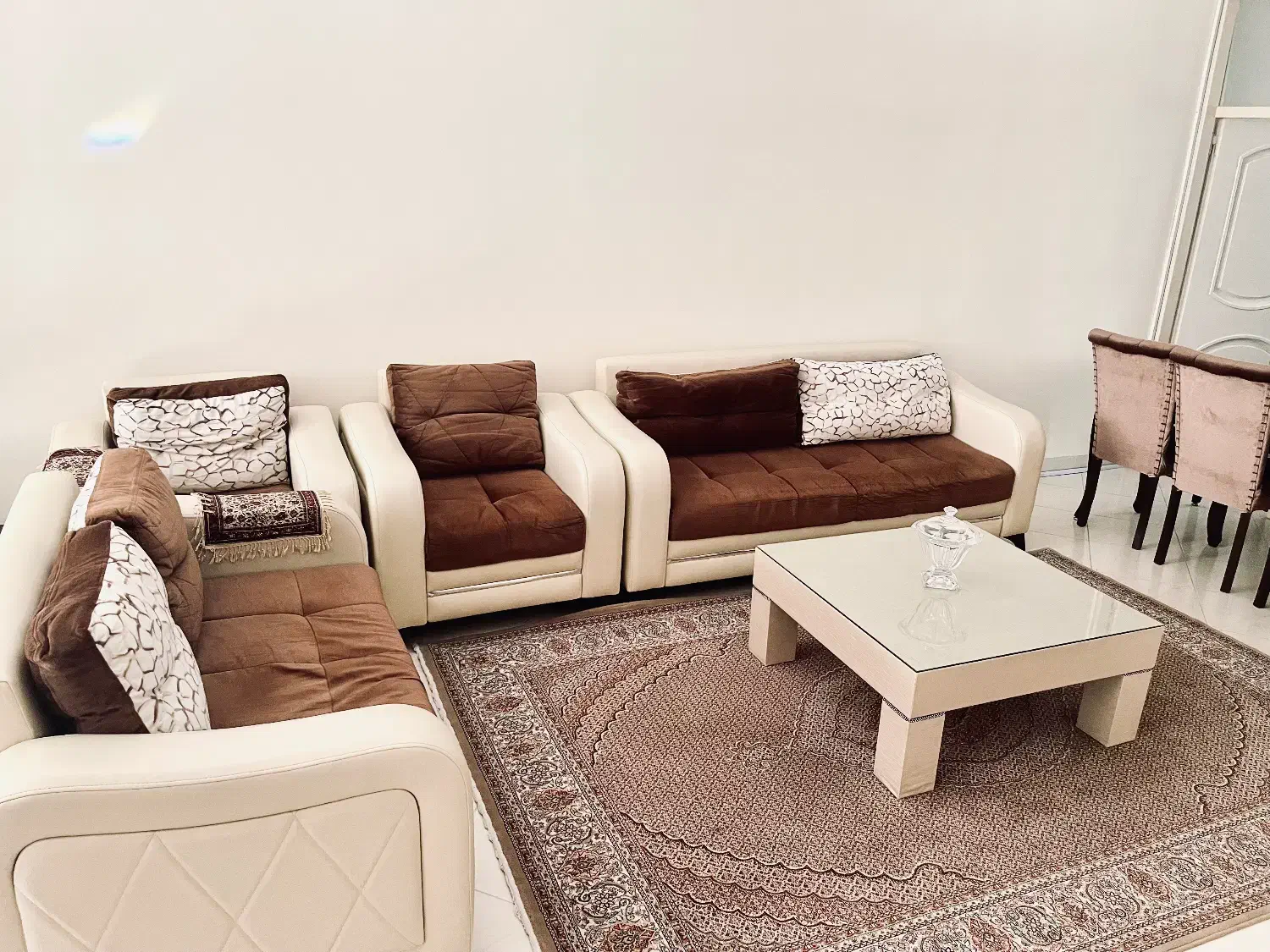 فروش مبل CARMEL به همراه میز جلو مبلی|مبلمان خانگی و میز عسلی|ارومیه, |دیوار