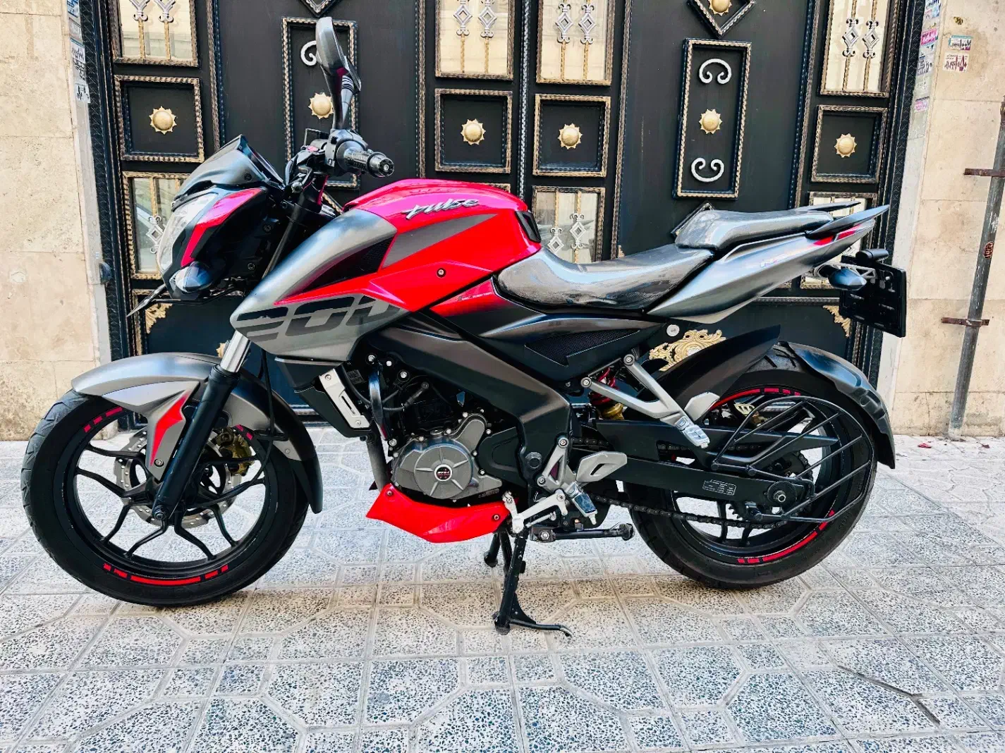 ان اس ۲۰۰ مدل۱۴۰۱ درحدصفر Ns200|موتورسیکلت|تهران, نازی‌آباد|دیوار