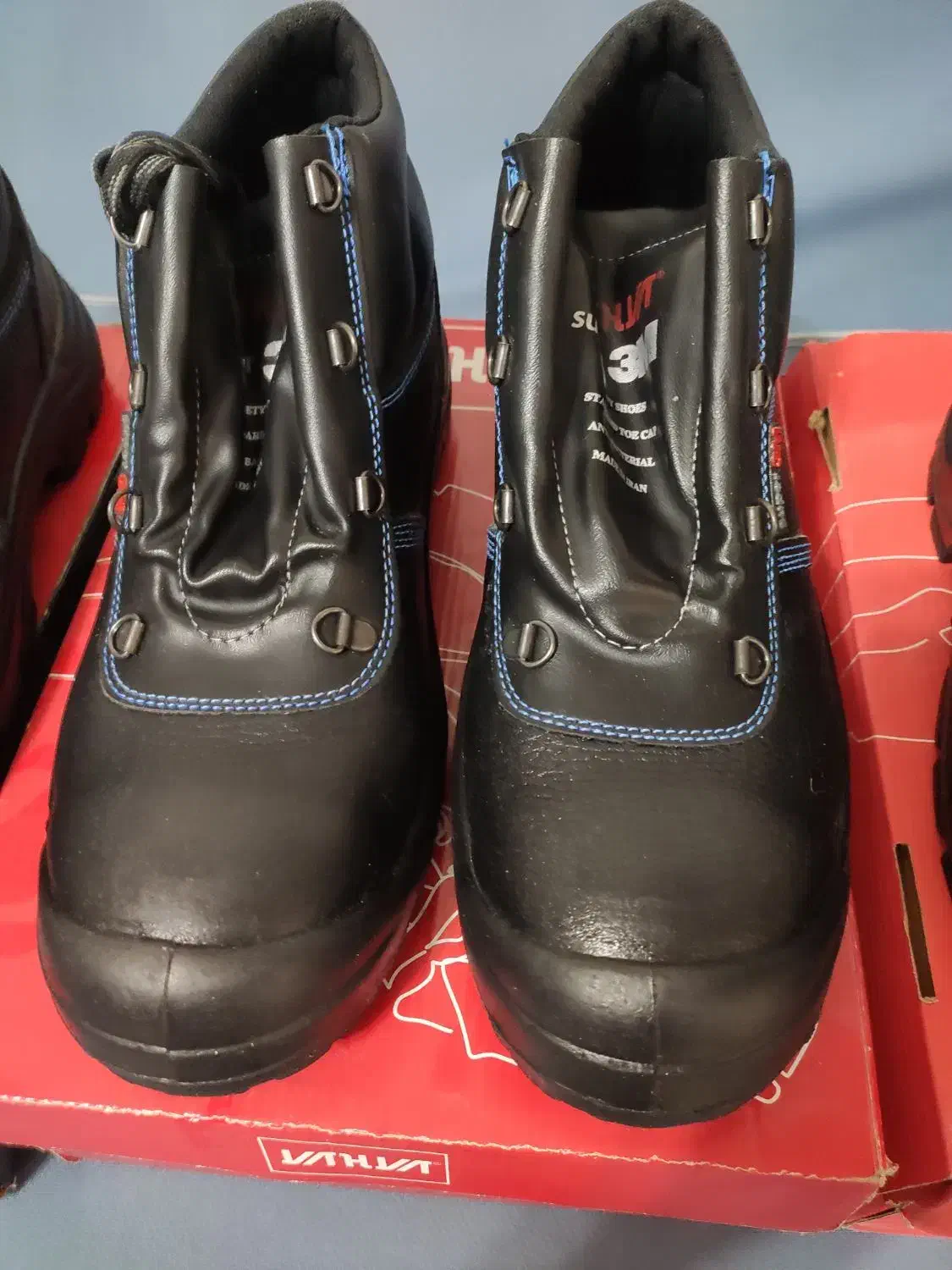 کفش ایمنی|کیف، کفش، کمربند|اصفهان, کوی امیریه|دیوار