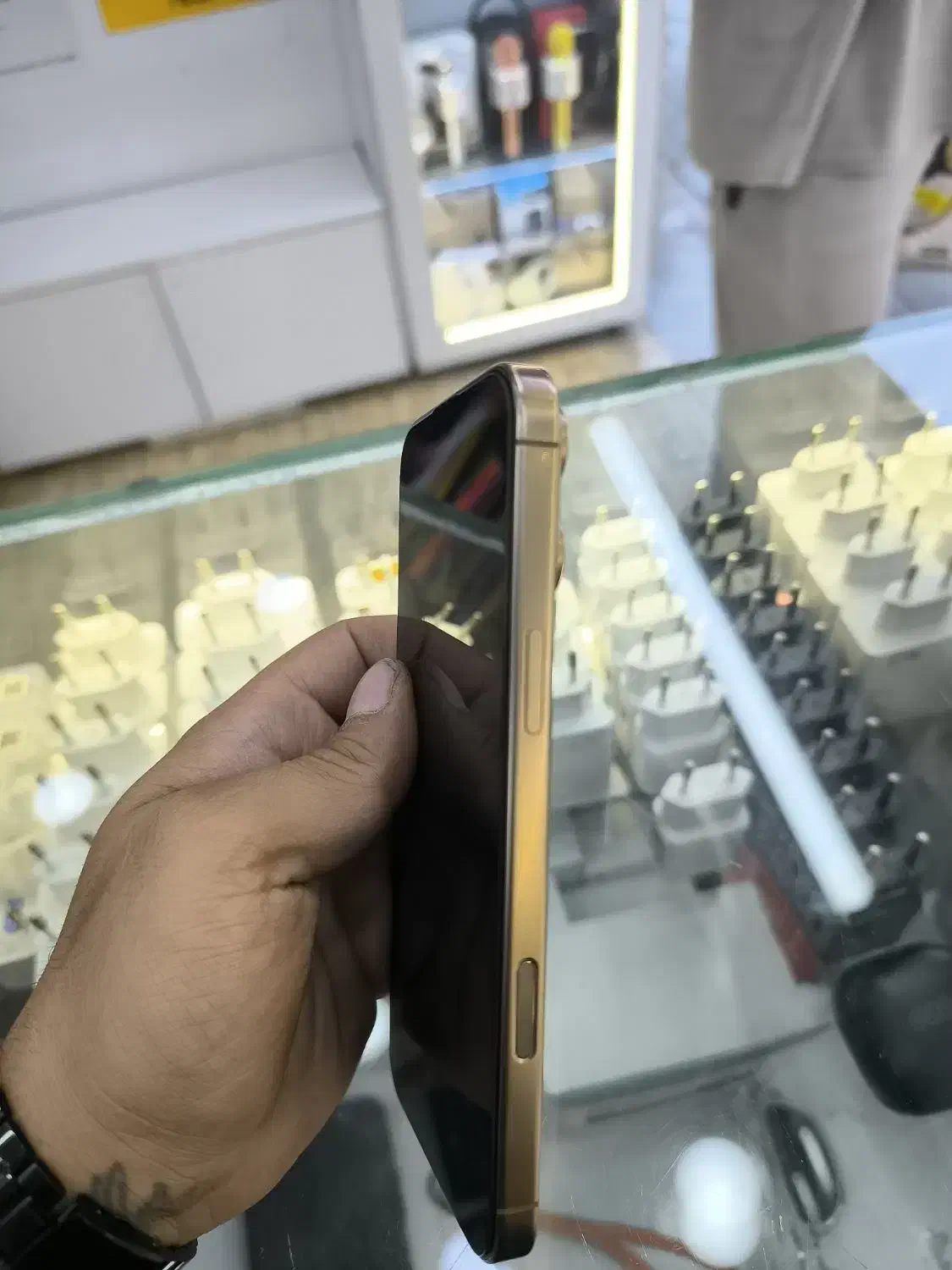 ۱۶ پرو مکس نو نو|موبایل|شیراز, زند|دیوار
