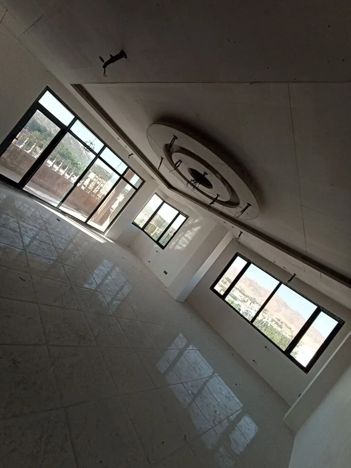 درب و پنجره یو پی وی سی upvc|خدمات پیشه و مهارت|ایلام, |دیوار