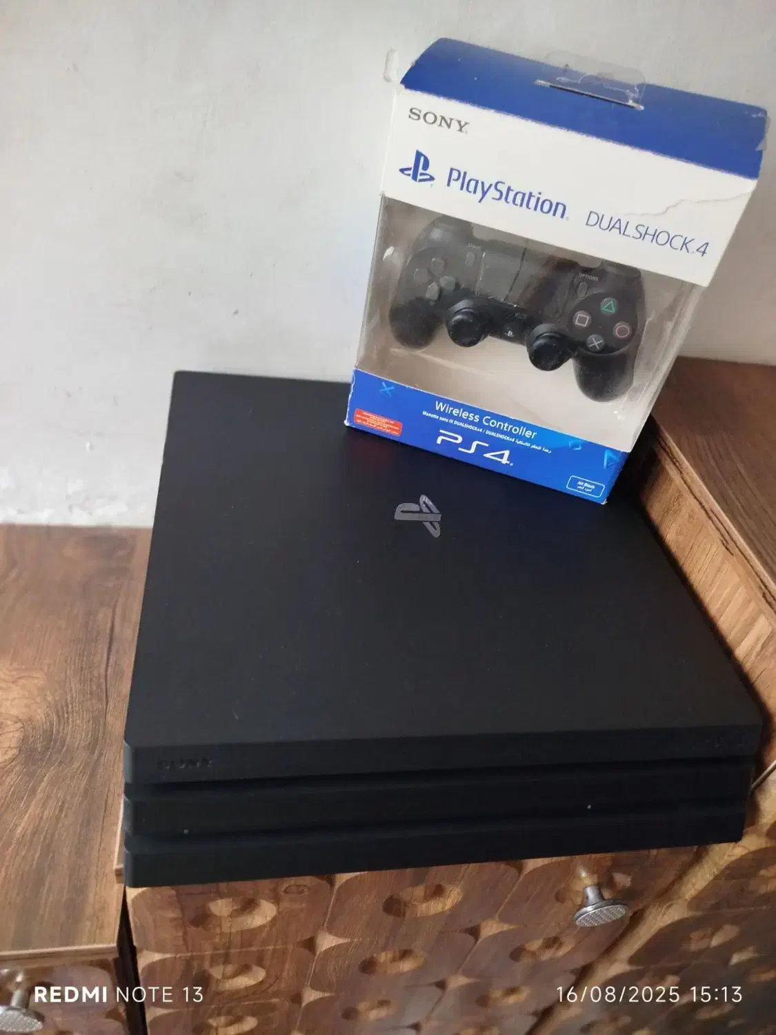 ps4 pro1ترابایت دو دسته همراه با کمرا|کنسول، بازی ویدئویی و آنلاین|تهران, بهارستان|دیوار