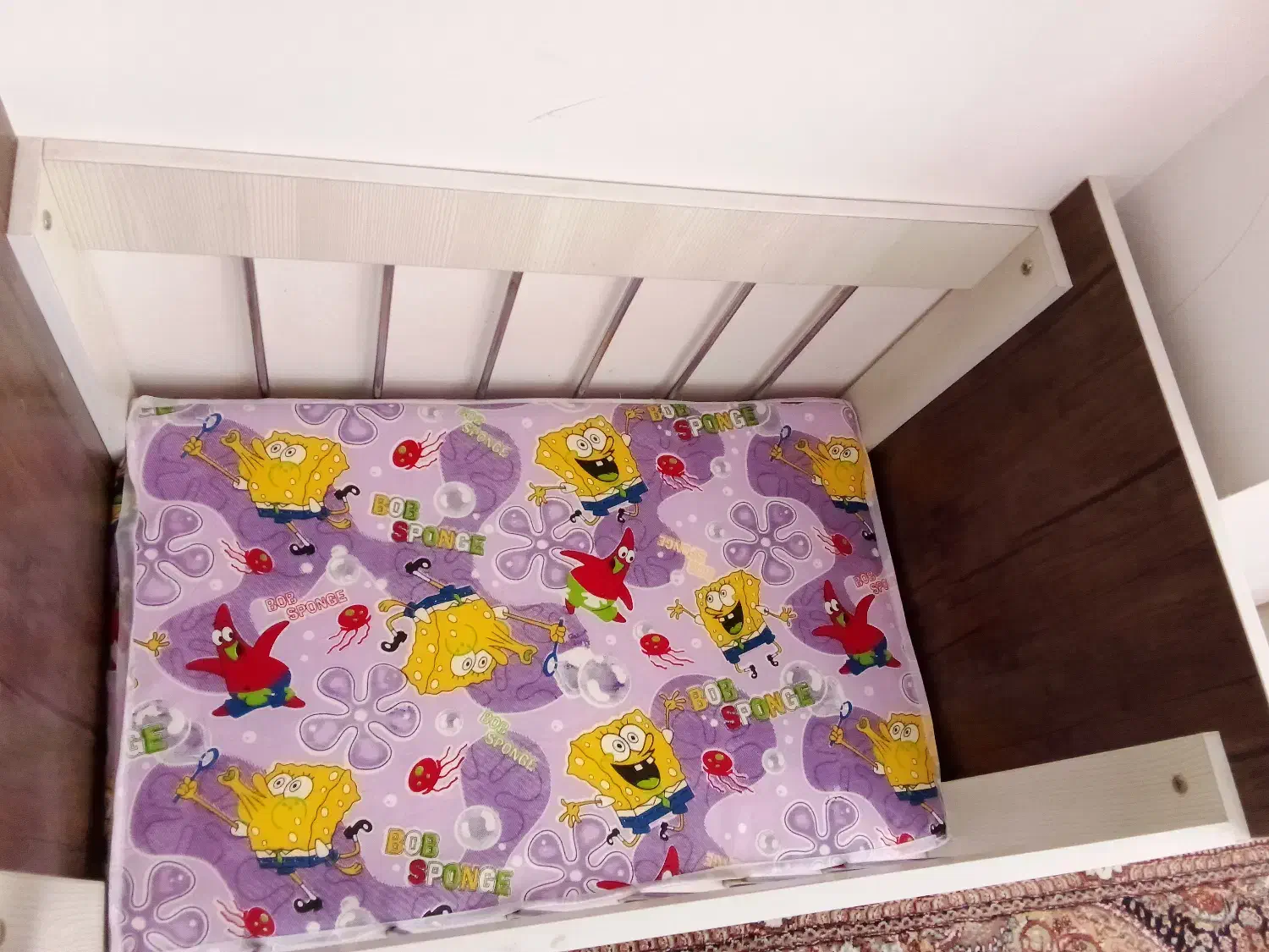 کریروتخت|تخت و صندلی بچه|کرج, عظیمیه|دیوار