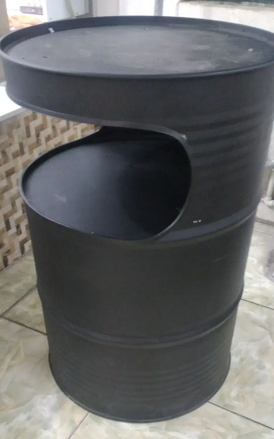 بشکه میز|صندلی و نیمکت|دهلران, |دیوار