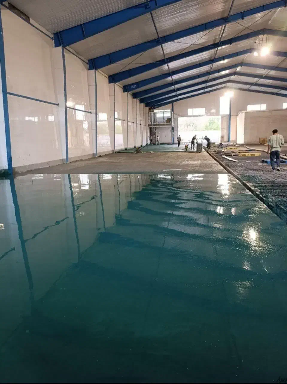 بتن ریزی کف با ماله پروانه ای|خدمات پیشه و مهارت|چهاردانگه (تهران), |دیوار