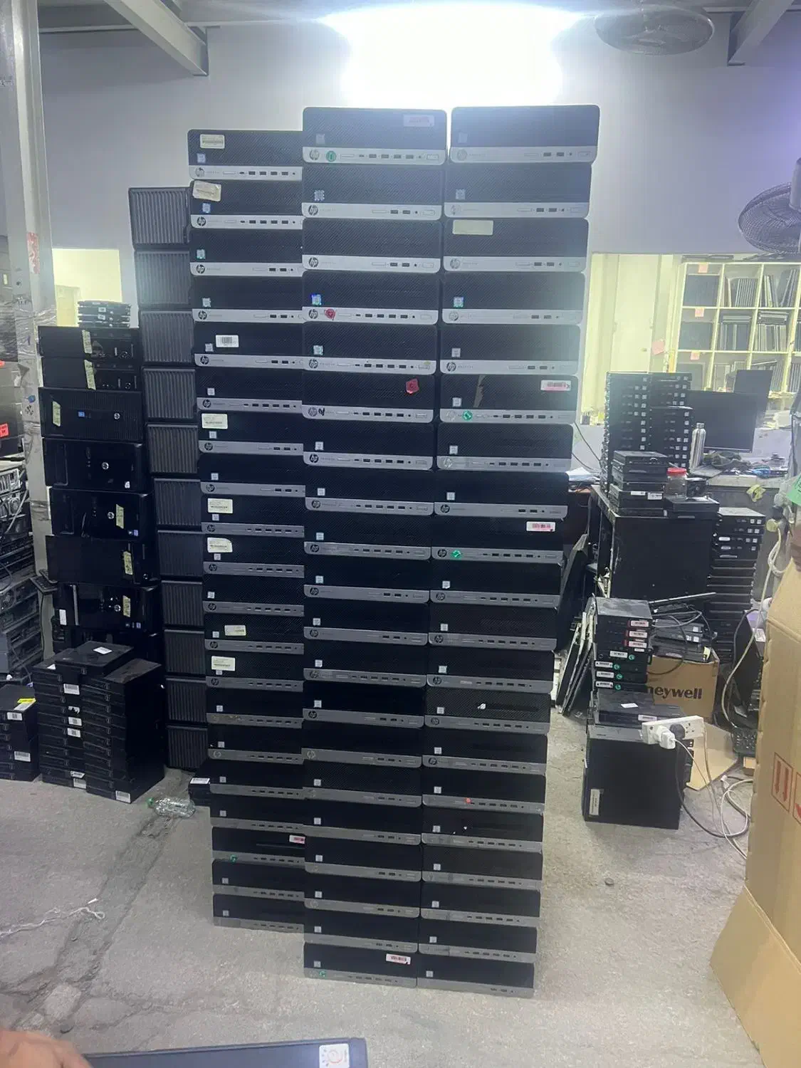 مینی کیس اقتصادی G3|رایانه رومیزی|تهران, فلسطین (میدان انقلاب)|دیوار