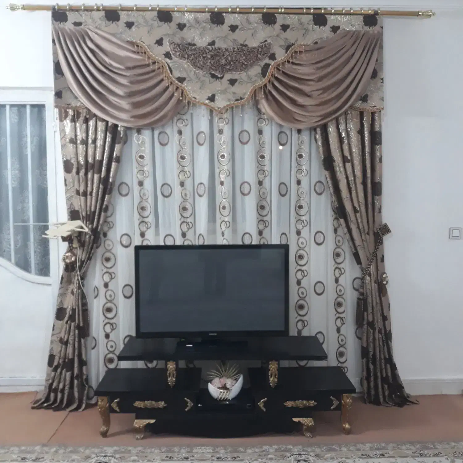 پرده سلطنتی|پرده، رانر، رومیزی|شیروان (خراسان), |دیوار