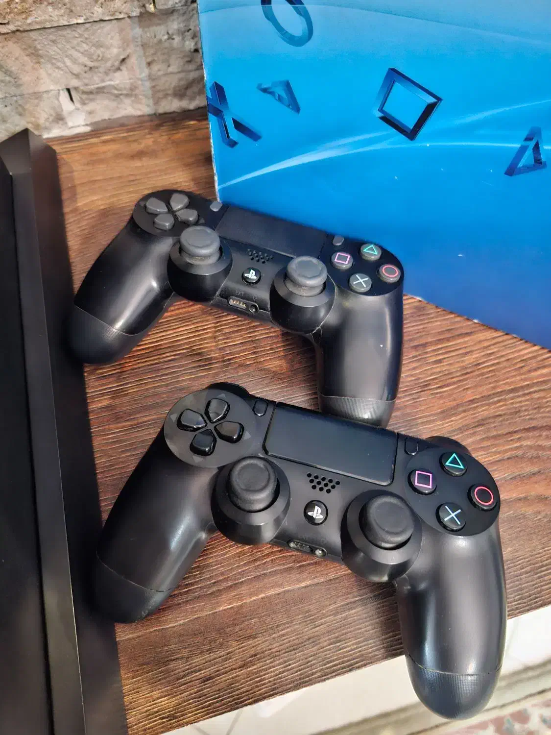 کنسول ps4/ یک ترابایت با 2 دسته ی اورجینال فابریک|کنسول، بازی ویدئویی و آنلاین|مشهد, موسوی قوچانی|دیوار