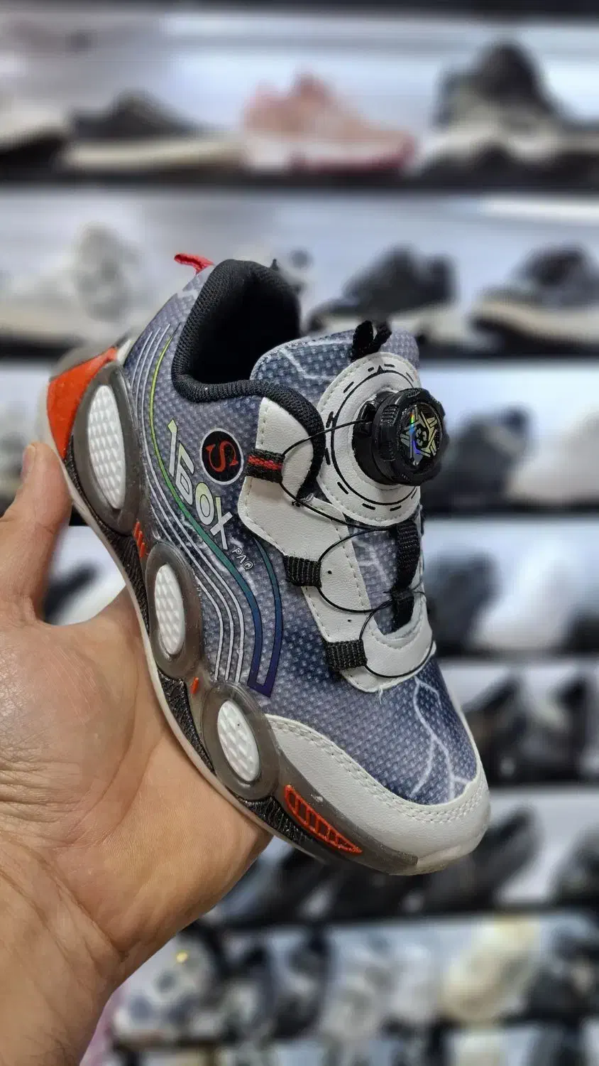 کتونی بچه گانه پمپی (پیچی) اسپرت دخترانه پسرانه|کفش و لباس بچه|قم, شهر قائم|دیوار