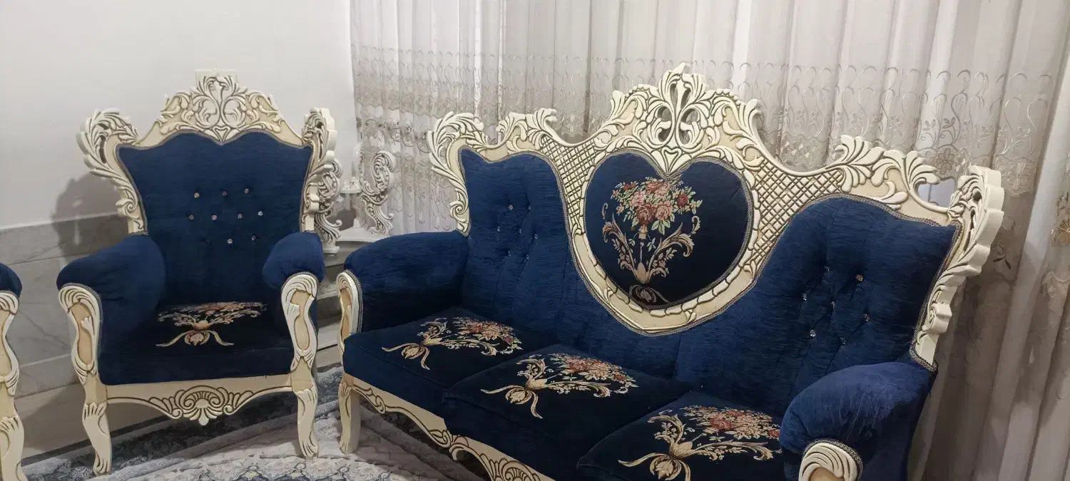 مبل ۹نفره سلطنتی|مبلمان خانگی و میز عسلی|شهرضا, |دیوار