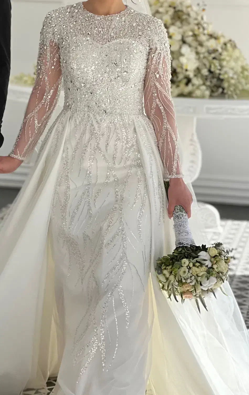 لباس عروس کامل جواهر دوزی شده|لباس|کرج, گوهردشت|دیوار