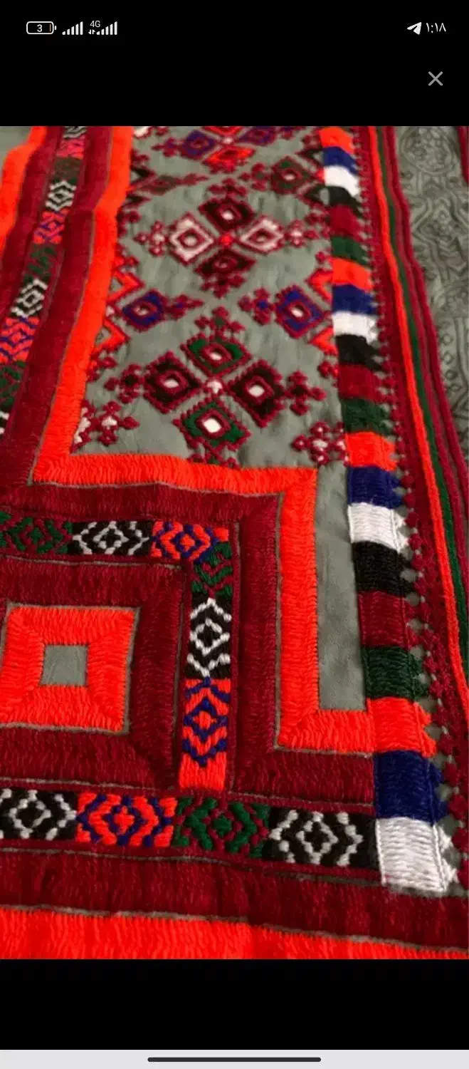 دوچ.گر|لباس|بم, |دیوار