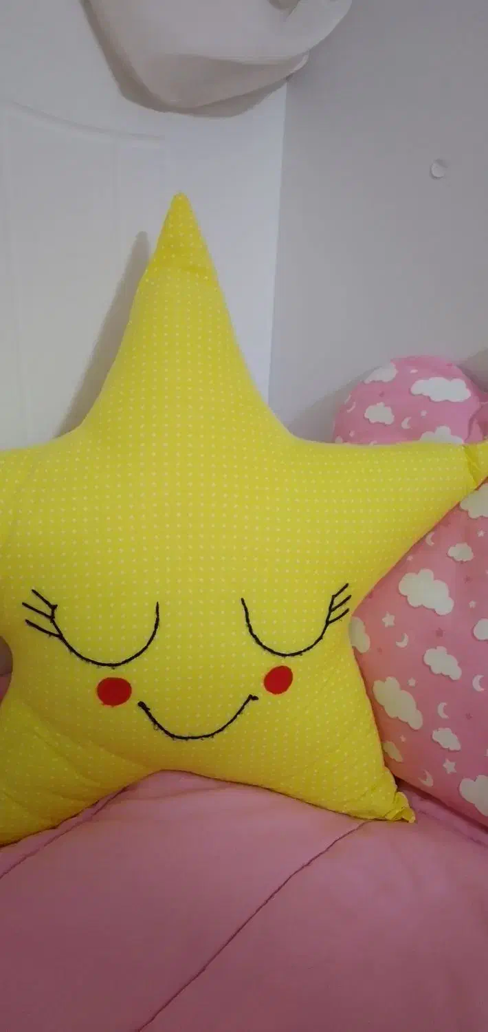 روتختی  و کوسن و بالشت تم ابر و ستاره سالم و تمیز|سرویس روتختی|باغستان, |دیوار