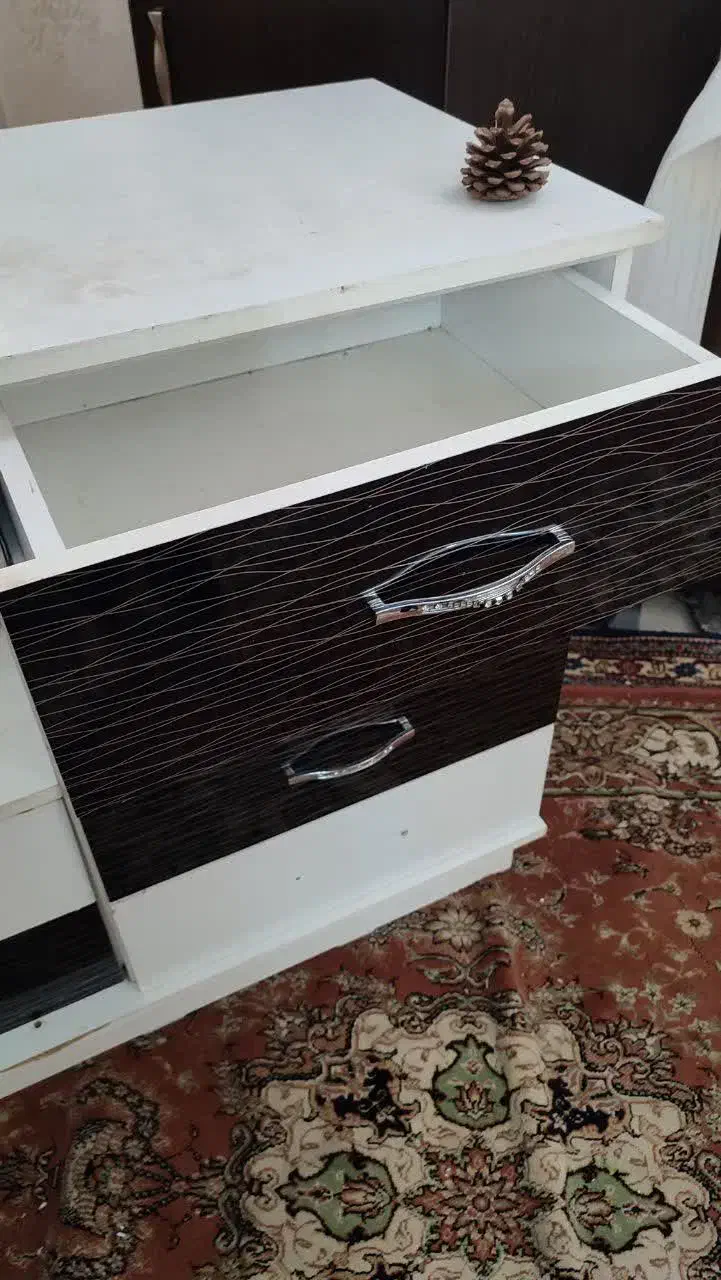 میز آرایشی|مبلمان خانگی و میز عسلی|تبریز, |دیوار