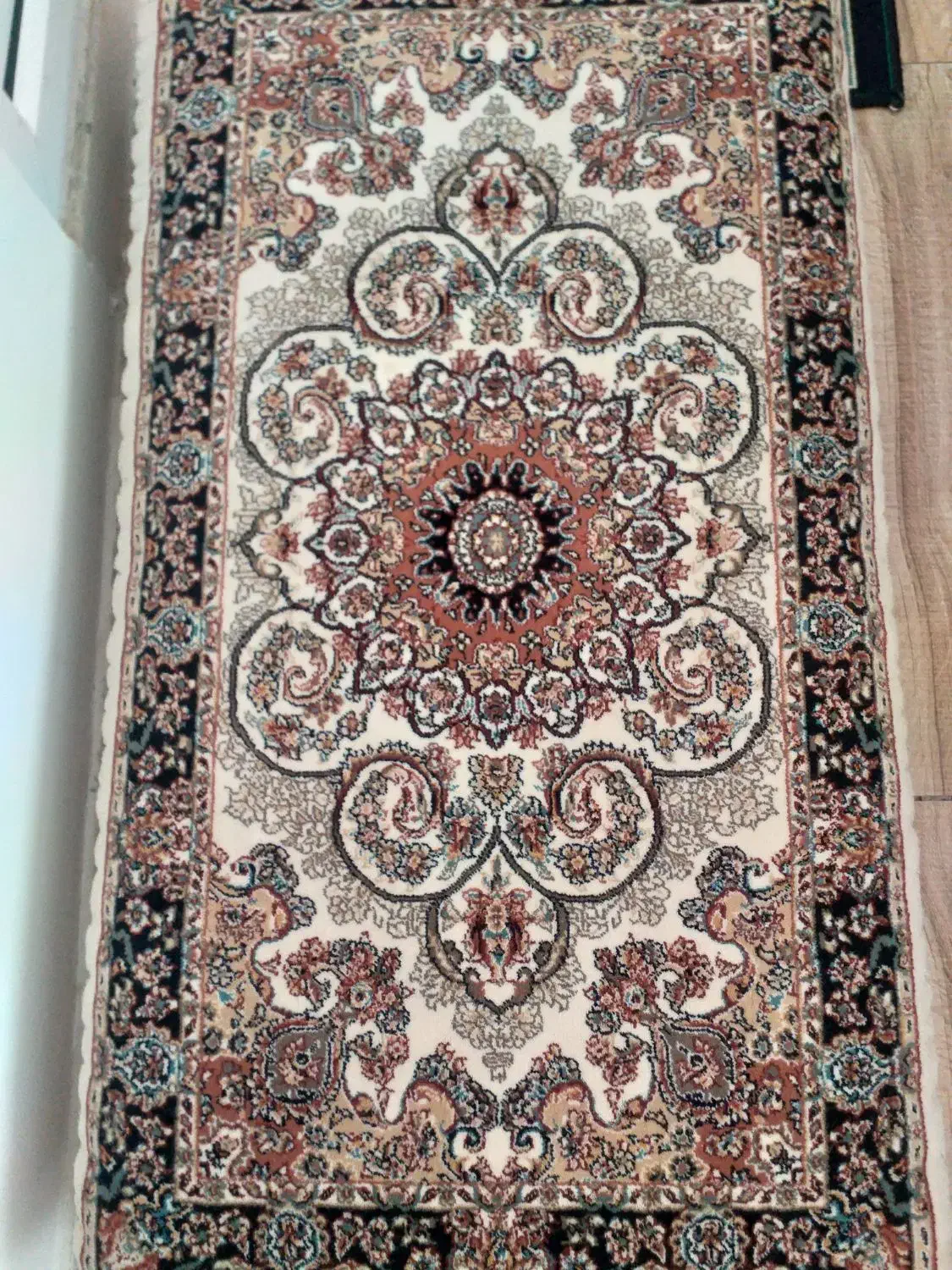 پشتی|پشتی|سنندج, |دیوار