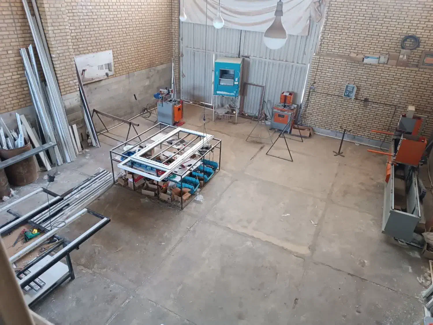 سوله درمیدان تره بار|فروش مغازه و غرفه|قم, شهرک خودرو|دیوار