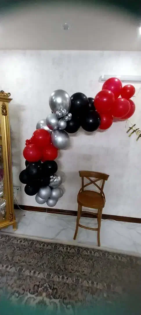 فروش یک سری بادکنک مراسمی|صنایع دستی و سایر لوازم تزئینی|اصفهان, شهرستان|دیوار